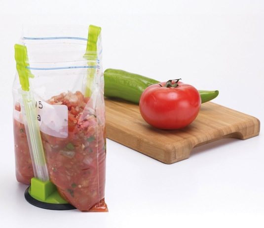 50-Useful-Kitchen-Gadgets-You-Didnt-Know-Existed-bag-holder